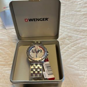 NWT Wenger men’s tide watch